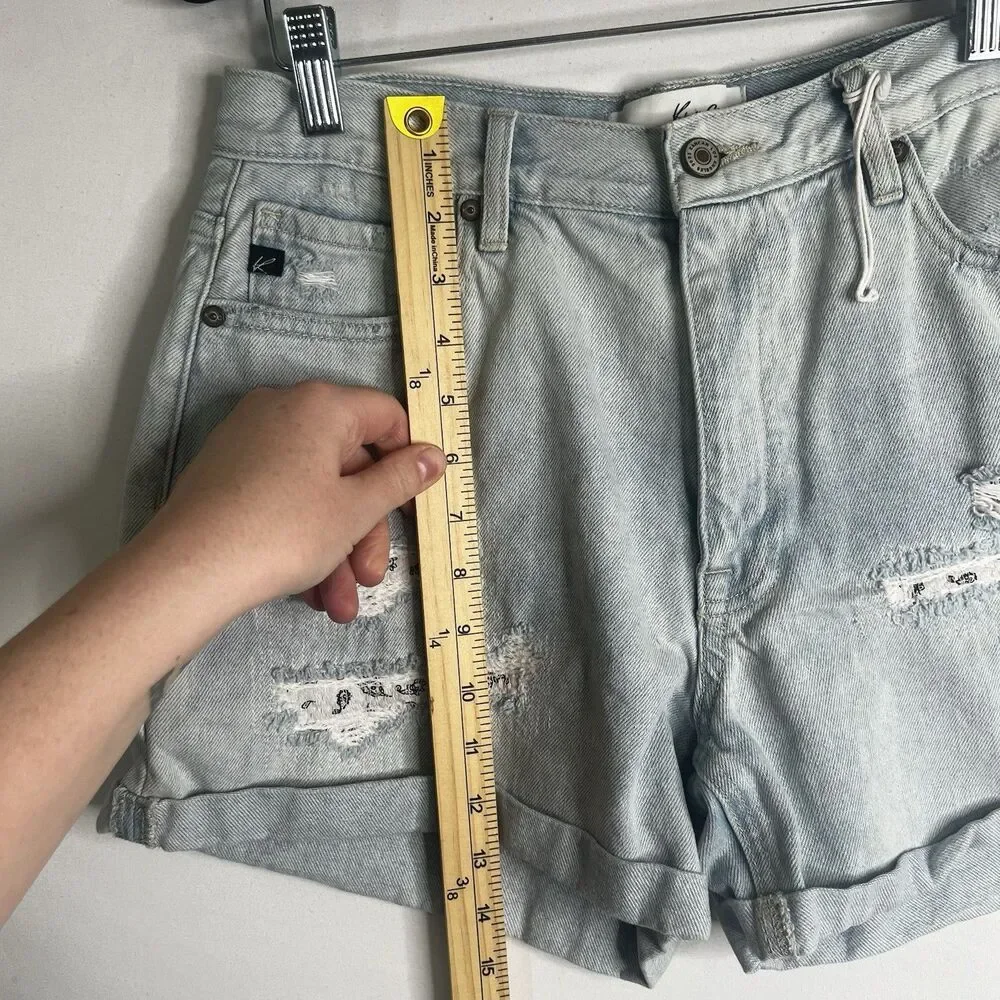 NWOT Kancan Womens Shorts Sz Large Daisy Denim Light Wash Roll Up Festival